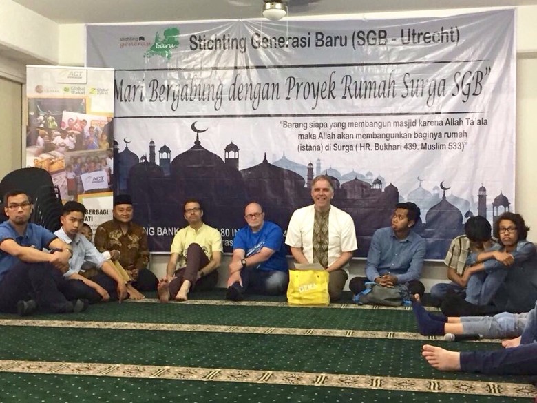 Ramadan dan Ikhtiar Mendirikan Masjid Indonesia di Utrecht Ramadan dan Ikhtiar Mendirikan Masjid Indonesia di Utrecht