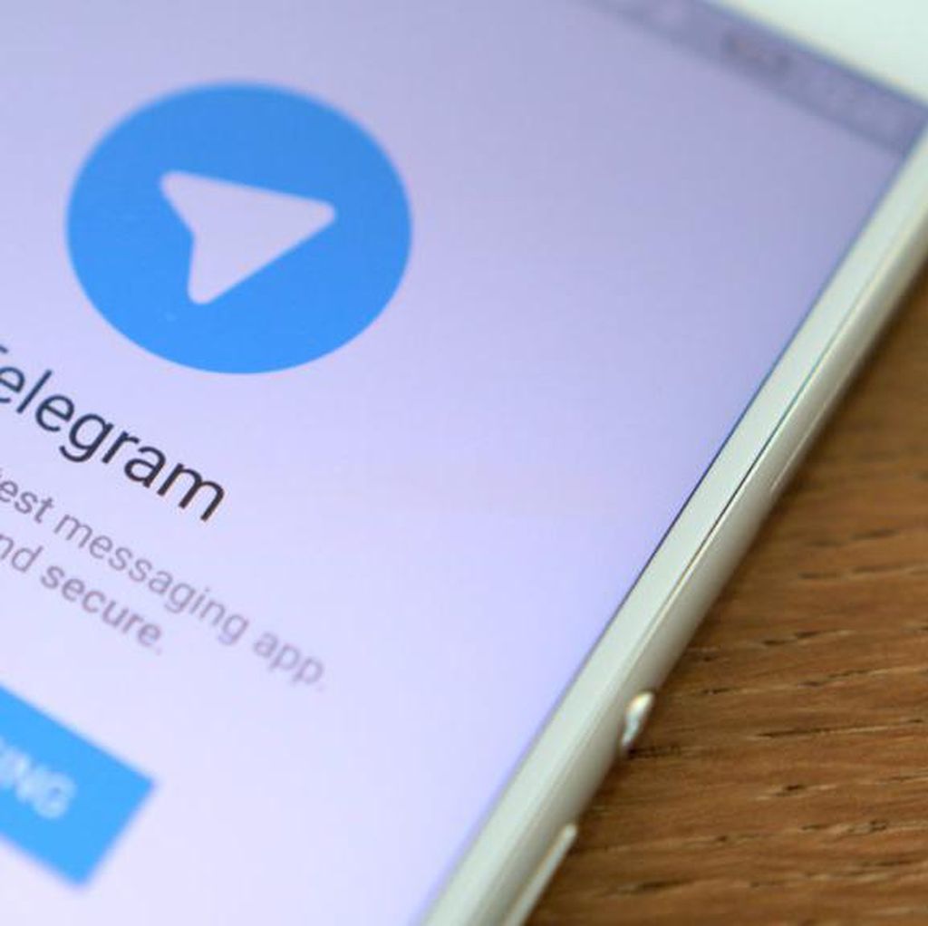 Blokir Telegram Efektif Tangkal Aksi Terorisme? Blokir Telegram Efektif Tangkal Aksi Terorisme?