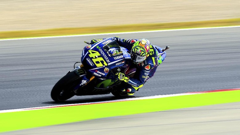 Start dari Posisi ke-13, Rossi Sebut Balapan Akan Berjalan Berat Start dari Posisi ke-13, Rossi Sebut Balapan Akan Berjalan Berat