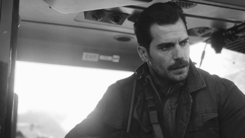 Henry Cavill Beraksi di Atas Helikopter untuk Mission: Impossible 6 Henry Cavill Beraksi di Atas Helikopter untuk Mission: Impossible 6