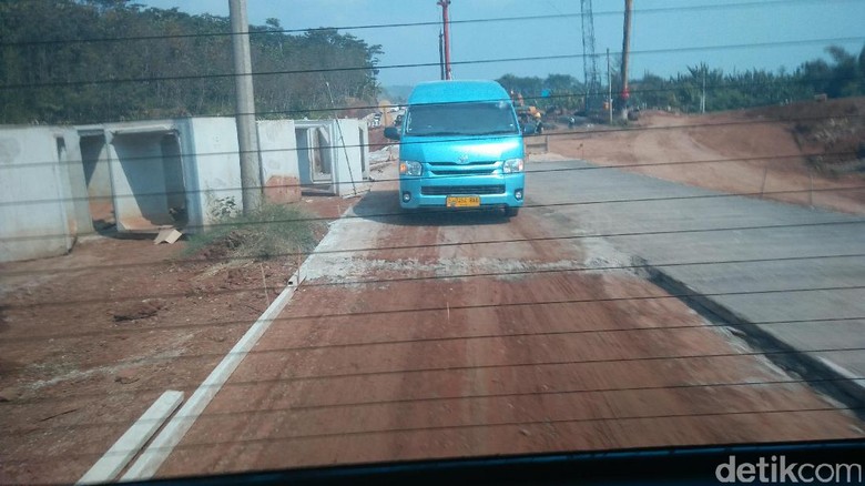 Ini yang Harus Diperhatikan Pemudik di Tol Darurat Batang-Semarang Ini yang Harus Diperhatikan Pemudik di Tol Darurat Batang-Semarang