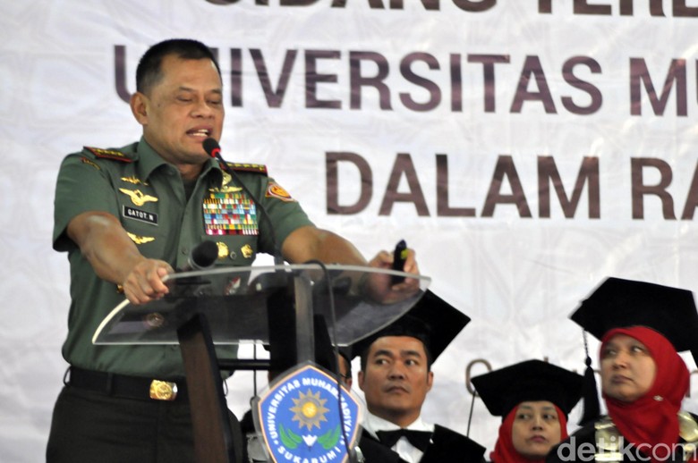 Panglima TNI Tantang Peserta Kejurnas Karate di Olimpiade Tokyo Panglima TNI Tantang Peserta Kejurnas Karate di Olimpiade Tokyo