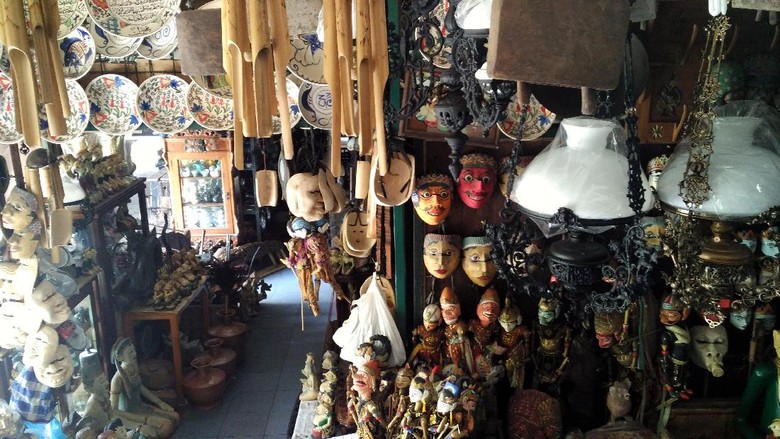 Suasana Pasar Triwindu di Solo (Wahyu/detikTravel) Suasana Pasar Triwindu di Solo (Wahyu/detikTravel)