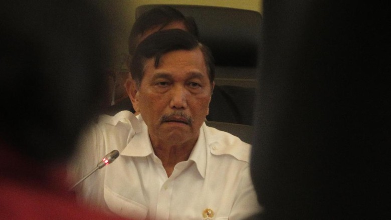 Istana: Ancaman Luhut Buka Dosa Amien Rais Sikap Pribadi Istana: Ancaman Luhut Buka Dosa Amien Rais Sikap Pribadi