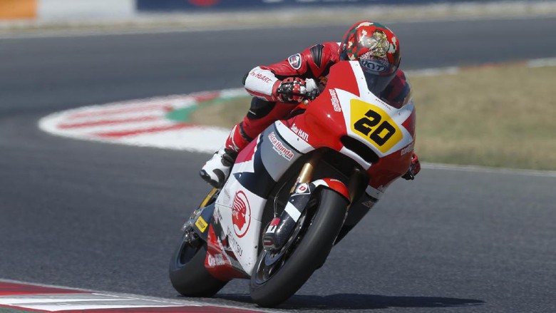 Dimas Ekky Start dari Baris Pertama di Catalunya Dimas Ekky Start dari Baris Pertama di Catalunya