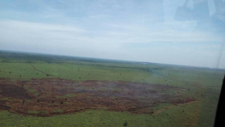 Tim Karhutla Kerahkan 4 Heli Padamkan Kebakaran Lahan di Bengkalis Tim Karhutla Kerahkan 4 Heli Padamkan Kebakaran Lahan di Bengkalis