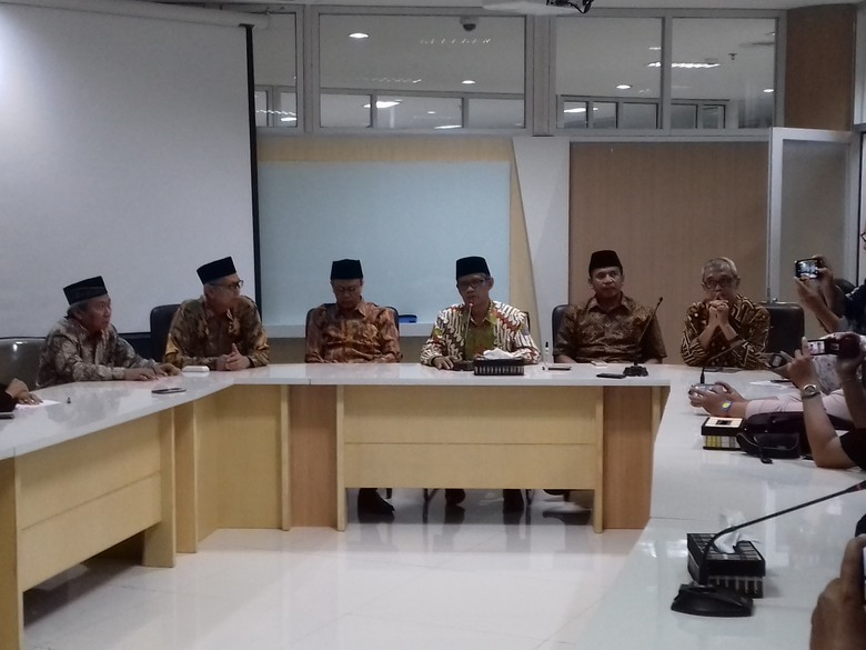 Sekolah 5 Hari, Haedar: Seharusnya Muhammadiyah yang Paling Cemas Sekolah 5 Hari, Haedar: Seharusnya Muhammadiyah yang Paling Cemas