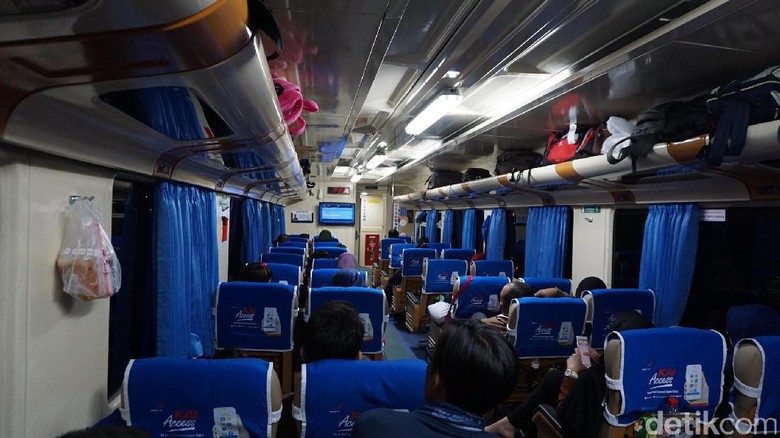 Komisi V Minta Harga Tiket Pesawat dan Kereta Tak Mahal Saat Mudik Komisi V Minta Harga Tiket Pesawat dan Kereta Tak Mahal Saat Mudik