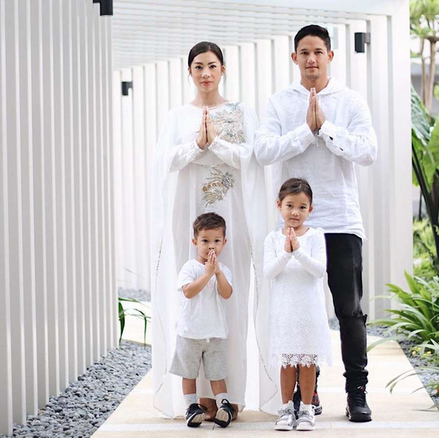 Seleb Cantik Yang Lebaran Di Luar Negeri Seleb Cantik Yang Lebaran Di Luar Negeri