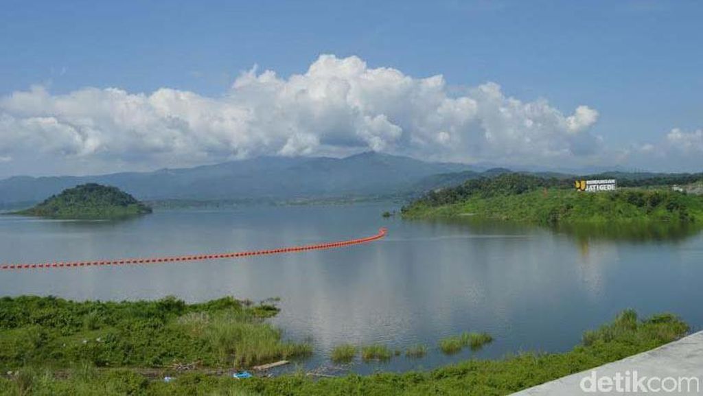 Setelah Digenangi, Waduk Jatigede Seperti Raja Ampat Setelah Digenangi, Waduk Jatigede Seperti Raja Ampat
