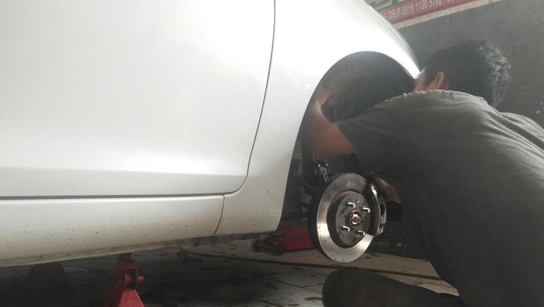 Ini Bagian Kaki-kaki Mobil yang Rentan Rusak Ini Bagian Kaki-kaki Mobil yang Rentan Rusak