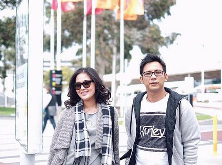 Dalam Proses Cerai, Gracia Indri Siap Buka Toko Kue Dalam Proses Cerai, Gracia Indri Siap Buka Toko Kue
