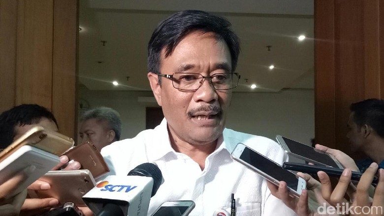 Djarot Tegaskan Rusun Tidak Bisa Jadi Hak Milik Warga Djarot Tegaskan Rusun Tidak Bisa Jadi Hak Milik Warga