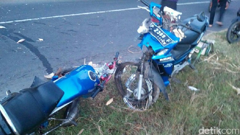 Motor Tabrakan di Jalur Alternatif Situbondo, Tiga Pengendara Tewas Motor Tabrakan di Jalur Alternatif Situbondo, Tiga Pengendara Tewas