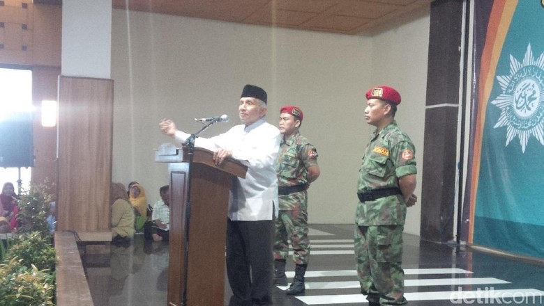 Amien Rais: Perppu Ormas Ini Langkah Jokowi yang Fatal Amien Rais: Perppu Ormas Ini Langkah Jokowi yang Fatal