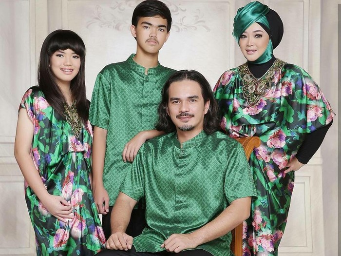 Rina Gunawan tampak langsing dengan diet ketofastosis/Foto: Instagram @rinagunawan28 Rina Gunawan tampak langsing dengan diet ketofastosis/Foto: Instagram @rinagunawan28