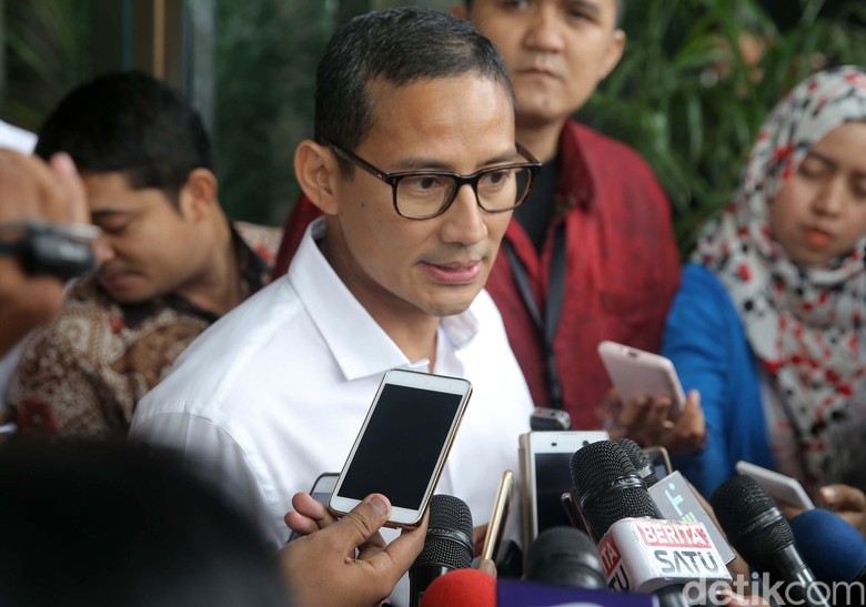 Anies Safari ke Daerah, Sandiaga: Untuk Menyerap Kearifan Lokal Anies Safari ke Daerah, Sandiaga: Untuk Menyerap Kearifan Lokal