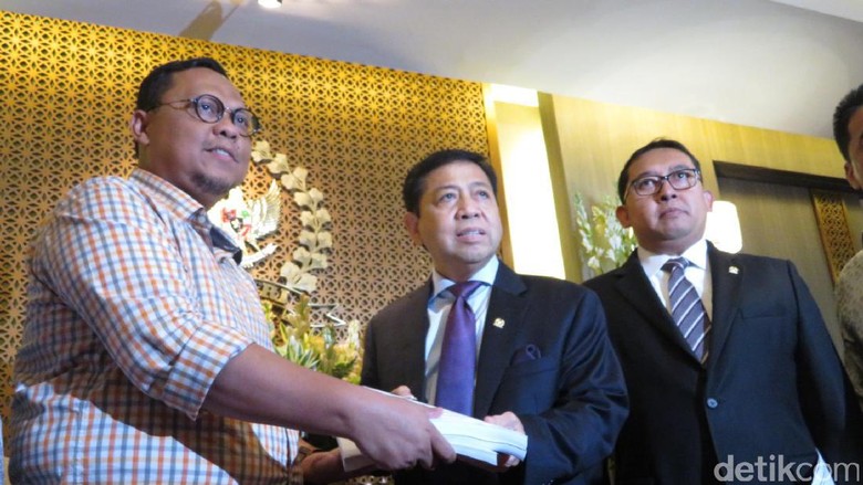 Pansus RUU Pemilu Bahas Skenario Paripurna dengan Pimpinan DPR Pansus RUU Pemilu Bahas Skenario Paripurna dengan Pimpinan DPR