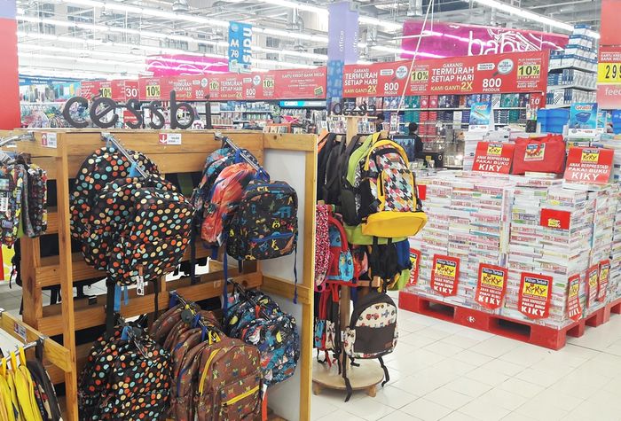 Promo alat tulis dan tas (Foto: Dok. Transmart Carrefour) Promo alat tulis dan tas (Foto: Dok. Transmart Carrefour)
