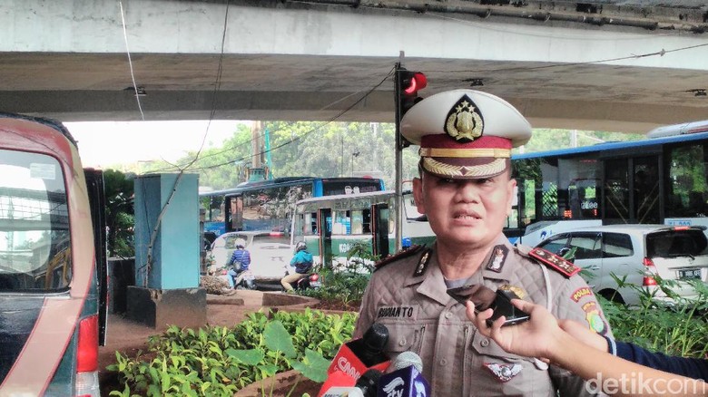 10 Hari Operasi Lilin, Pelanggaran Lalu Lintas di Jakarta Naik 5% 10 Hari Operasi Lilin, Pelanggaran Lalu Lintas di Jakarta Naik 5%