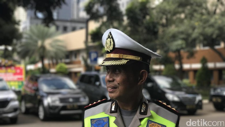 Polisi Tantang Dewi Persik Tunjukkan Bukti Diskresi Terobos Busway