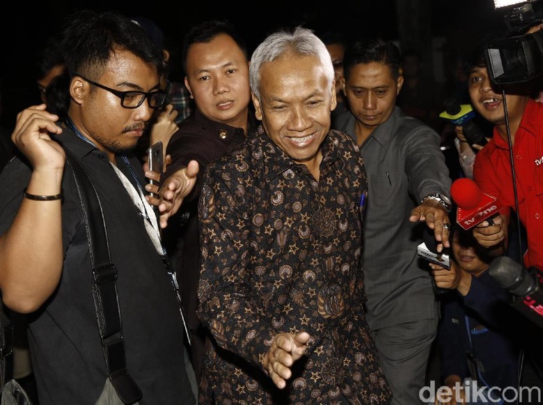 Demokrat: Tidak Pas Pansus Angket KPK Konsultasi ke Jokowi Demokrat: Tidak Pas Pansus Angket KPK Konsultasi ke Jokowi