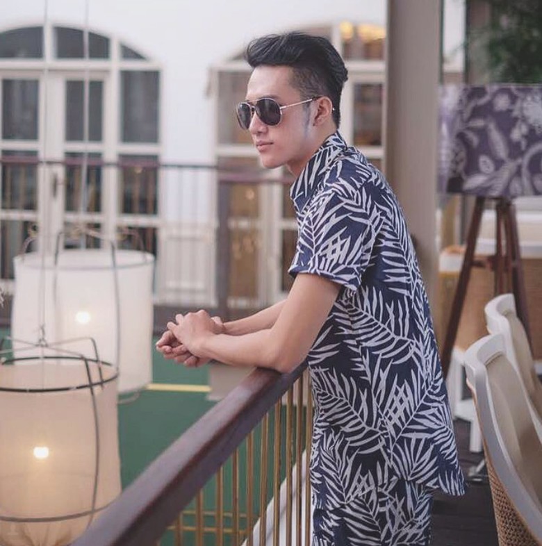 Kisah Pacaran Singkat Dicky SM*SH dengan Hesty Klepek Klepek Kisah Pacaran Singkat Dicky SM*SH dengan Hesty Klepek Klepek