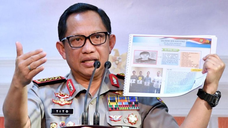 Polri Juga Pesan 5.000 Senjata ke Pindad, untuk Proteksi dari Teror Polri Juga Pesan 5.000 Senjata ke Pindad, untuk Proteksi dari Teror
