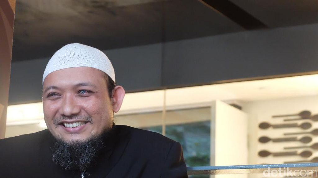 #NovelKembali dan Seruan untuk Tetap Berantas Ko rupsi #NovelKembali dan Seruan untuk Tetap Berantas Korupsi