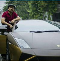 Tak Hanya Raffi Ini Deretan Selebriti Indonesia Yang Punya Mobil Mewah