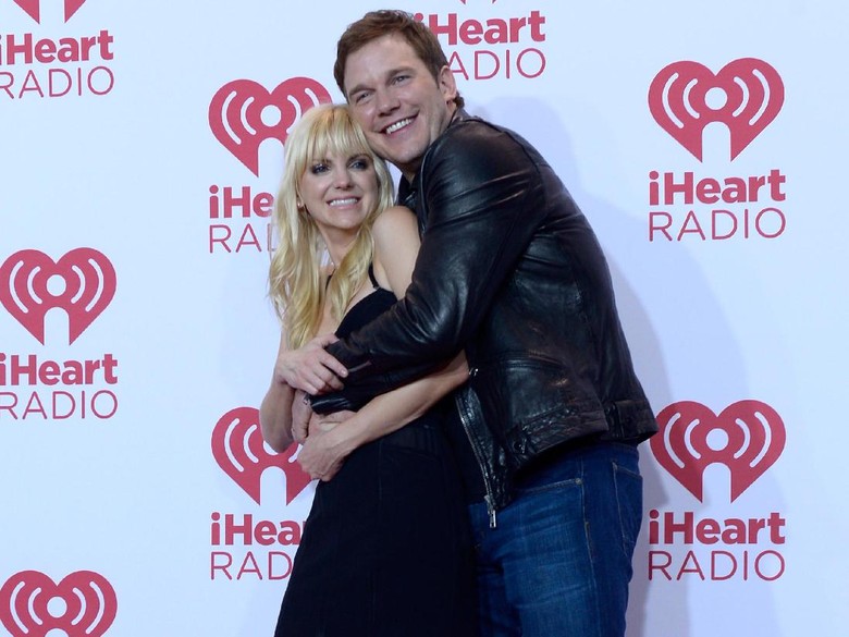 Pasca Umumkan Cerai, Chris Pratt dan Anna Faris Masih Tinggal Bersama Pasca Umumkan Cerai, Chris Pratt dan Anna Faris Masih Tinggal Bersama