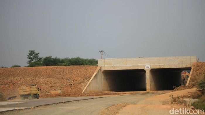 Proyek Tol Soroja (Foto: Wisma Putra) Proyek Tol Soroja (Foto: Wisma Putra)