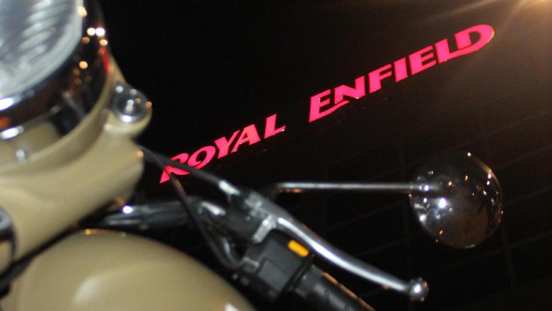 Royal Enfield Incar Penggemar Cafe Racer di Bali Royal Enfield Incar Penggemar Cafe Racer di Bali
