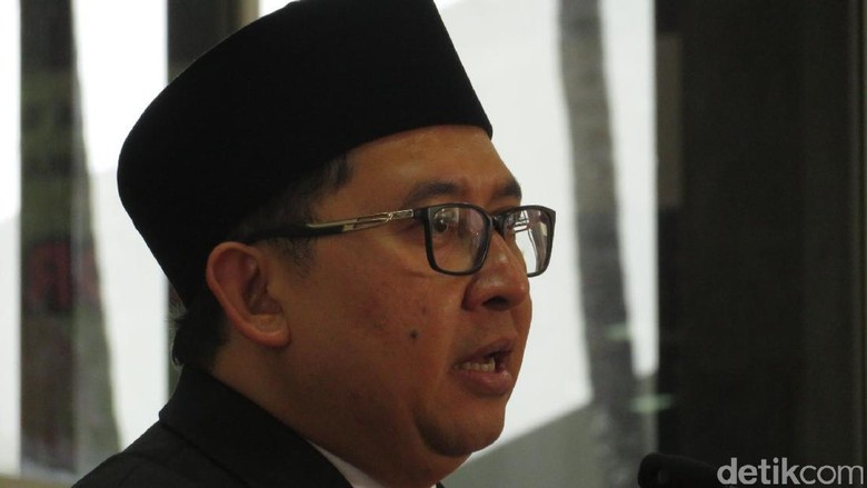 Fadli Zon: 3 Tahun Jokowi-JK, Daya Beli Masyarakat Melemah Fadli Zon: 3 Tahun Jokowi-JK, Daya Beli Masyarakat Melemah