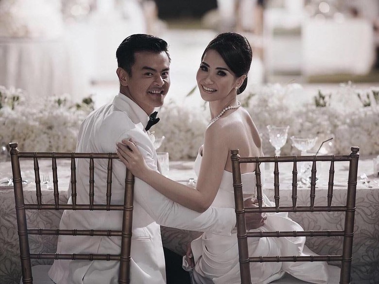 Dion Wiyoko Tunda Momongan Hingga Tahun Depan Dion Wiyoko Tunda Momongan Hingga Tahun Depan