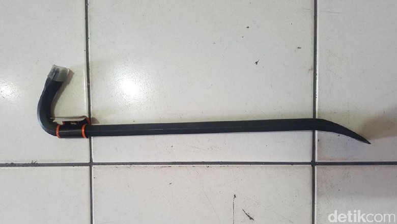Terekam CCTV, Pencuri di Rumah Kosong Dibekuk di Pademangan Terekam CCTV, Pencuri di Rumah Kosong Dibekuk di Pademangan