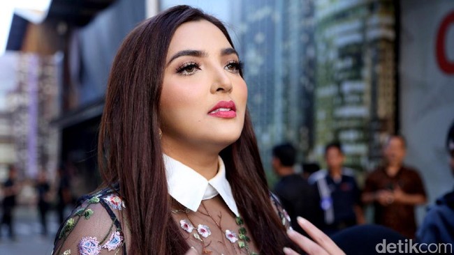 Penampilan Ashanty di Opera Van Java Penampilan Ashanty di Opera Van Java