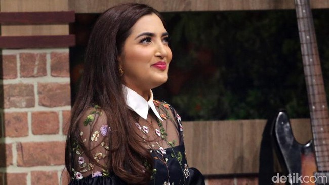 Penampilan Ashanty di Opera Van Java Penampilan Ashanty di Opera Van Java