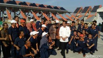 Jokowi Cerita Sulitnya Pasang Foto Narsis Saat Jadi Presiden