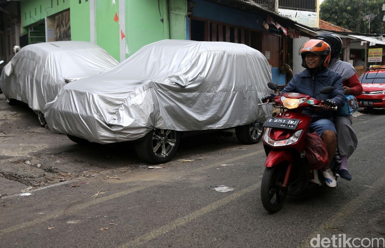 Aturan Punya Mobil Harus Ada Garasi, Akankah Diperluas ke Depok? Aturan Punya Mobil Harus Ada Garasi, Akankah Diperluas ke Depok?