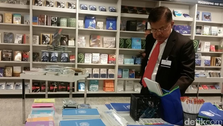 Wapres JK, Kantin PBB dan Buku Presiden Afganistan Wapres JK, Kantin PBB dan Buku Presiden Afganistan