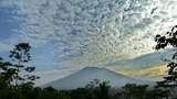 Polri Lacak Penyebar Berita Hoax Gunung Agung Meletus Polri Lacak Penyebar Berita Hoax Gunung Agung Meletus