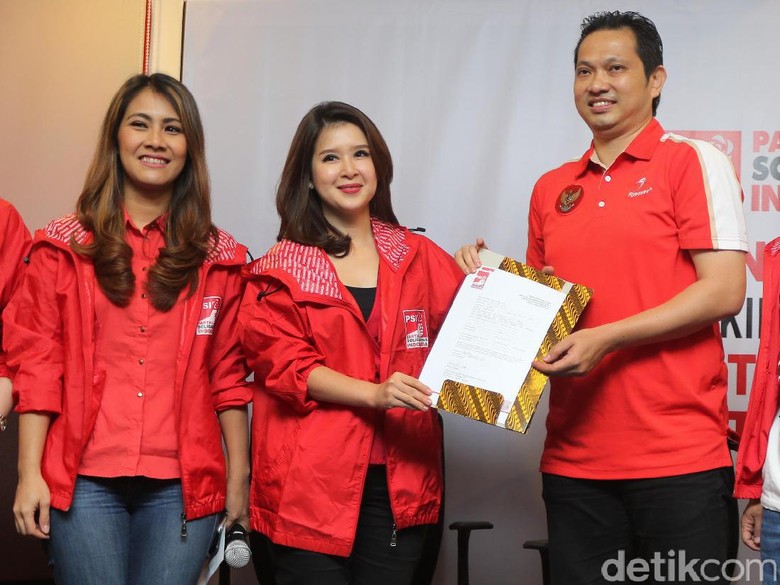Nyaleg ke PSI, Eks Juara All England akan Perjuangkan Nasib Atlet Nyaleg ke PSI, Eks Juara All England akan Perjuangkan Nasib Atlet