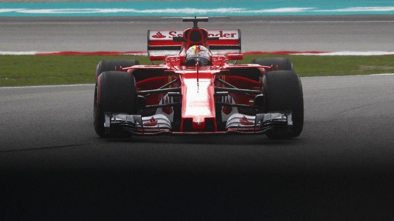 Ferrari dan Vettel Akan Berjuang Sampai Seri Terakhir Ferrari dan Vettel Akan Berjuang Sampai Seri Terakhir