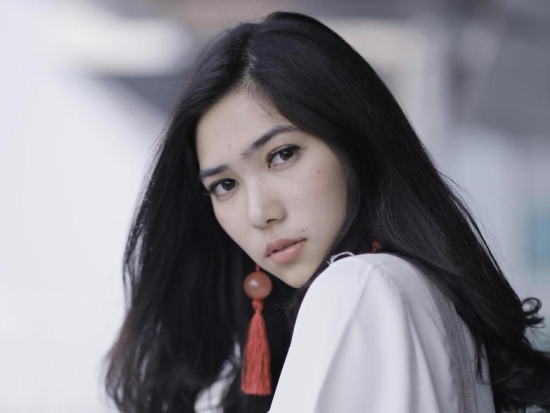Isyana Sarasvati dalam Perjalanan Menuju Mimpi Membangun Music Center Isyana Sarasvati dalam Perjalanan Menuju Mimpi Membangun Music Center