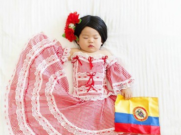 Lucu Banget Bayi Pakai Baju Kebangsaan Berbagai Negara Dunia Gaun