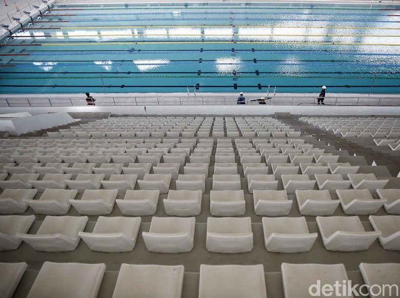 Imbauan Perenang untuk Para Penonton di Stadion Akuatik Imbauan Perenang untuk Para Penonton di Stadion Akuatik