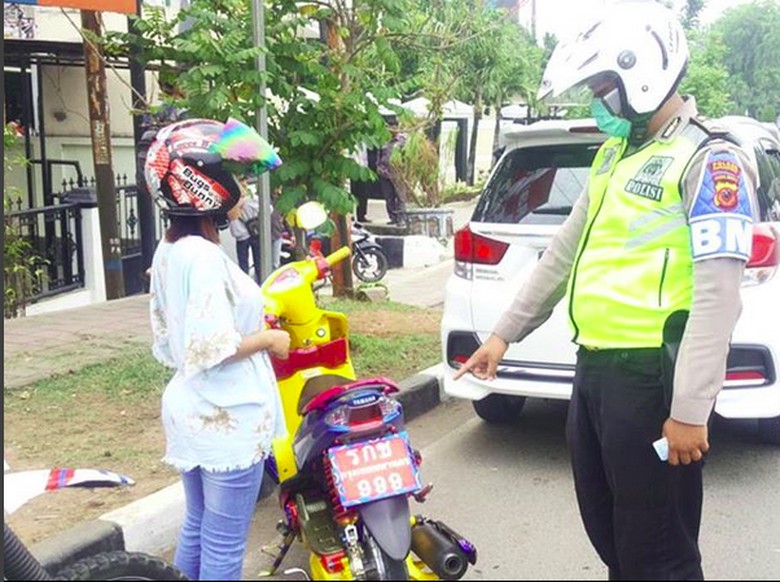 Pelat Thailand Marak, Pelat Indonesia Mau Dibuat seperti Thailand? Pelat Thailand Marak, Pelat Indonesia Mau Dibuat seperti Thailand?