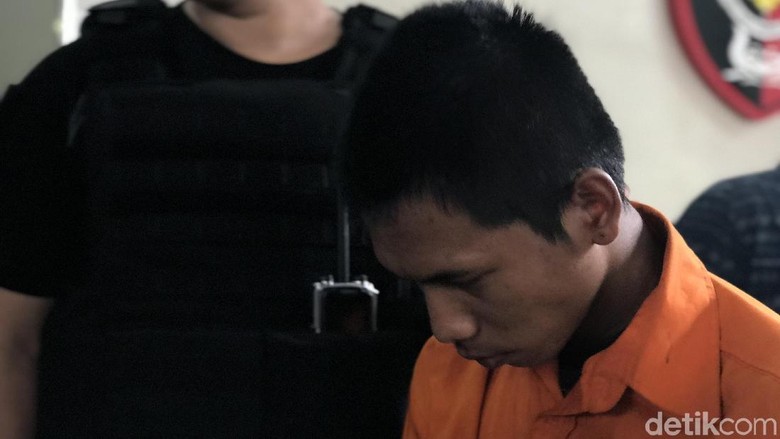 Perampok Bunuh Nenek Maria karena Butuh Uang Obati Nenek Kekasihnya Perampok Bunuh Nenek Maria karena Butuh Uang Obati Nenek Kekasihnya