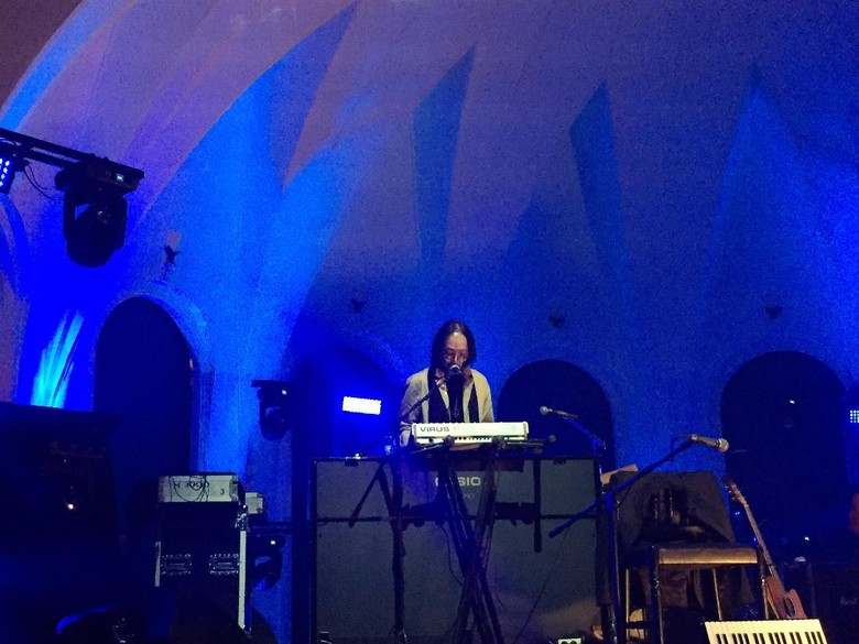 Merayakan Karya Yockie Suryo Prayogo dalam Konser Menjilat Matahari Merayakan Karya Yockie Suryo Prayogo dalam Konser Menjilat Matahari